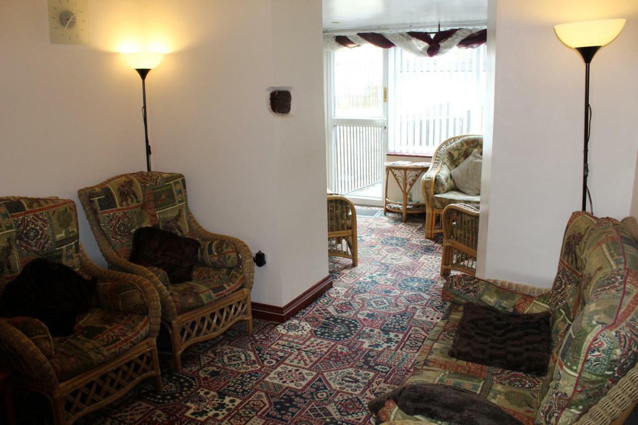 Peakdale Lodge Glossop Exterior foto