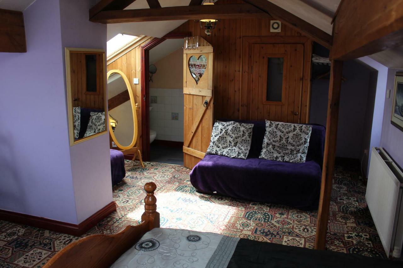 Peakdale Lodge Glossop Exterior foto